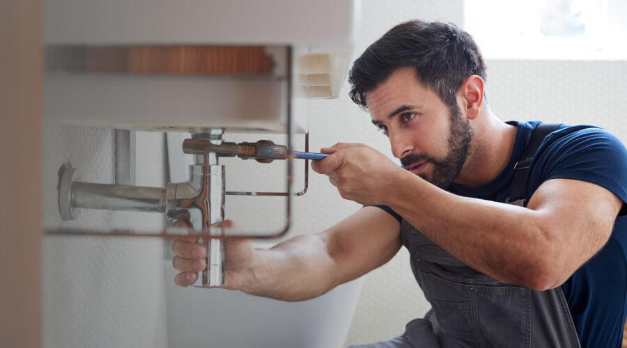 Hot water issue at sink in Rodeo, NM